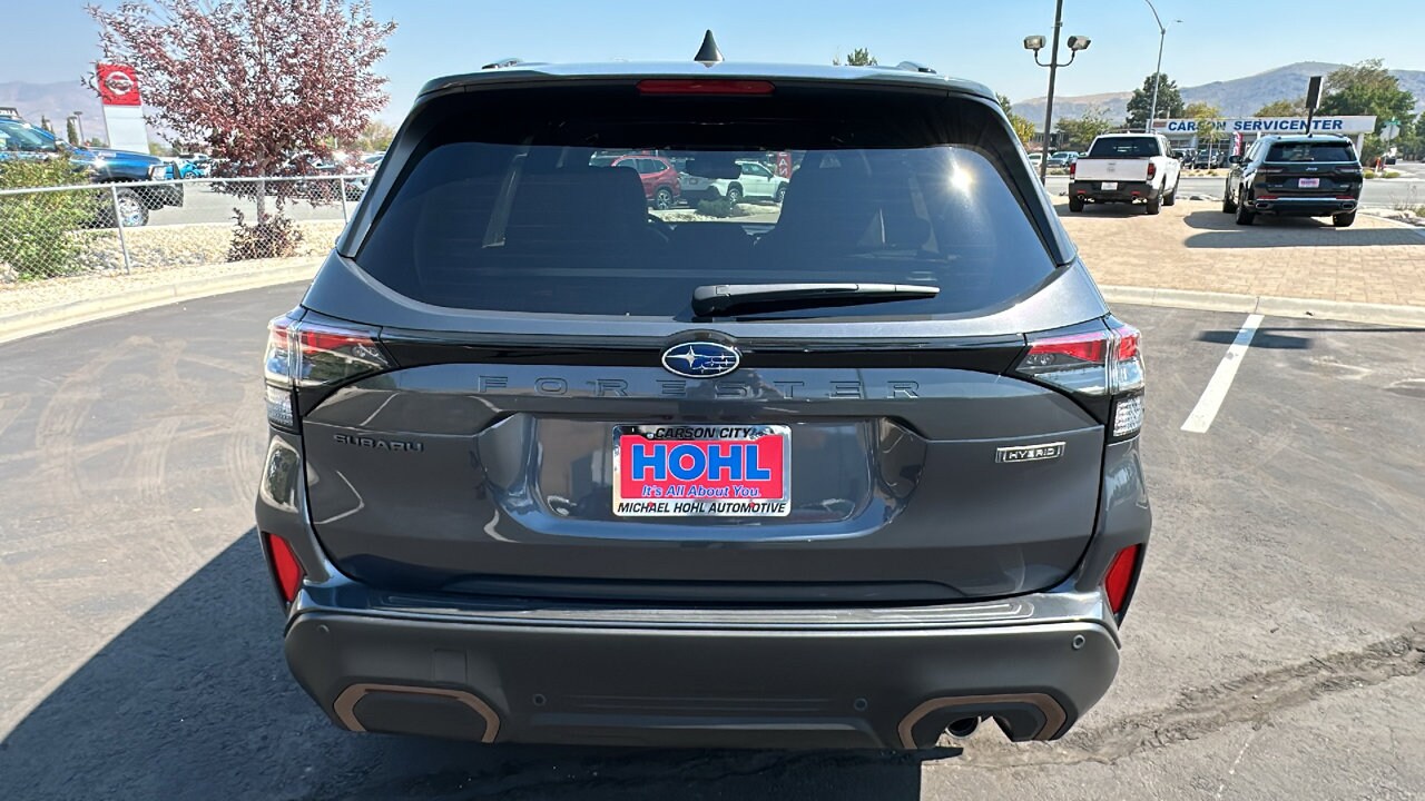 2025 Subaru Forester Sport photo 4