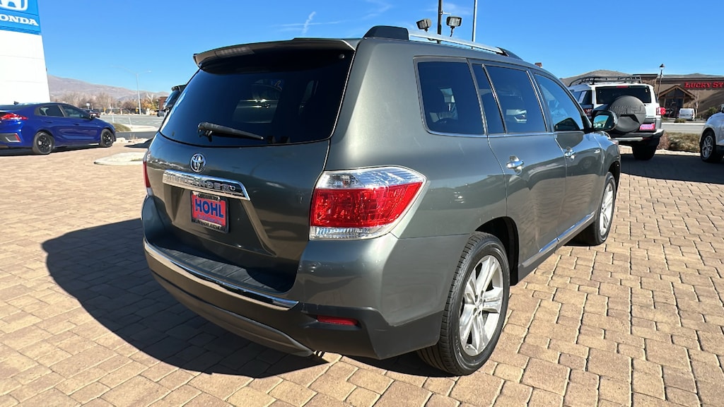 Used 2012 Toyota Highlander Limited V6 SUV