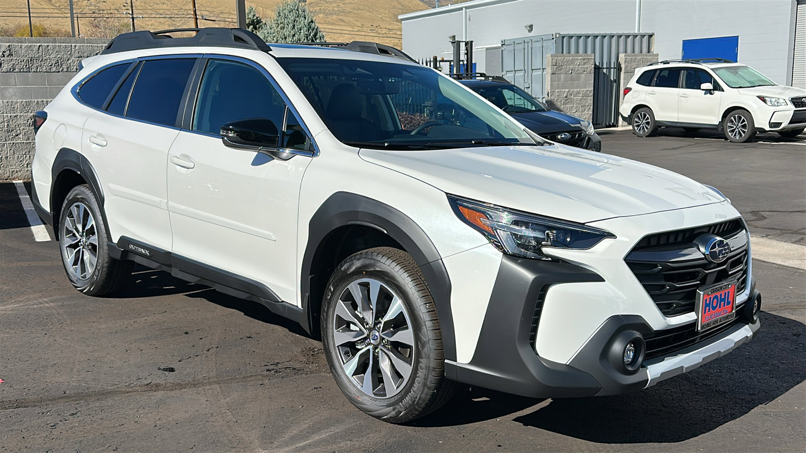 2025 Subaru Outback Limited's photo