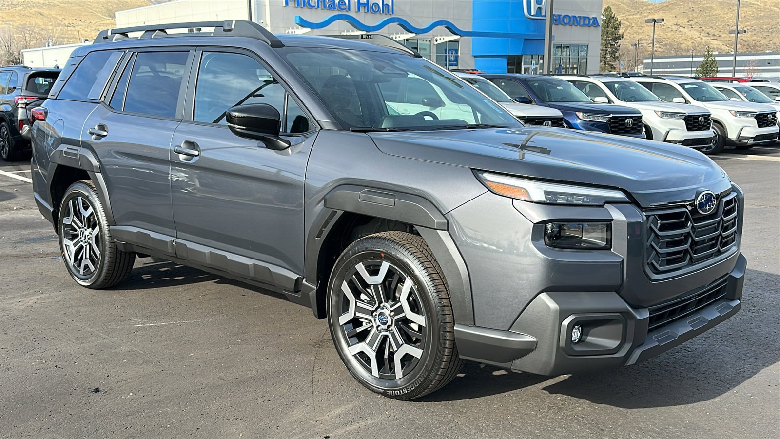 2026 Subaru Outback Touring's photo