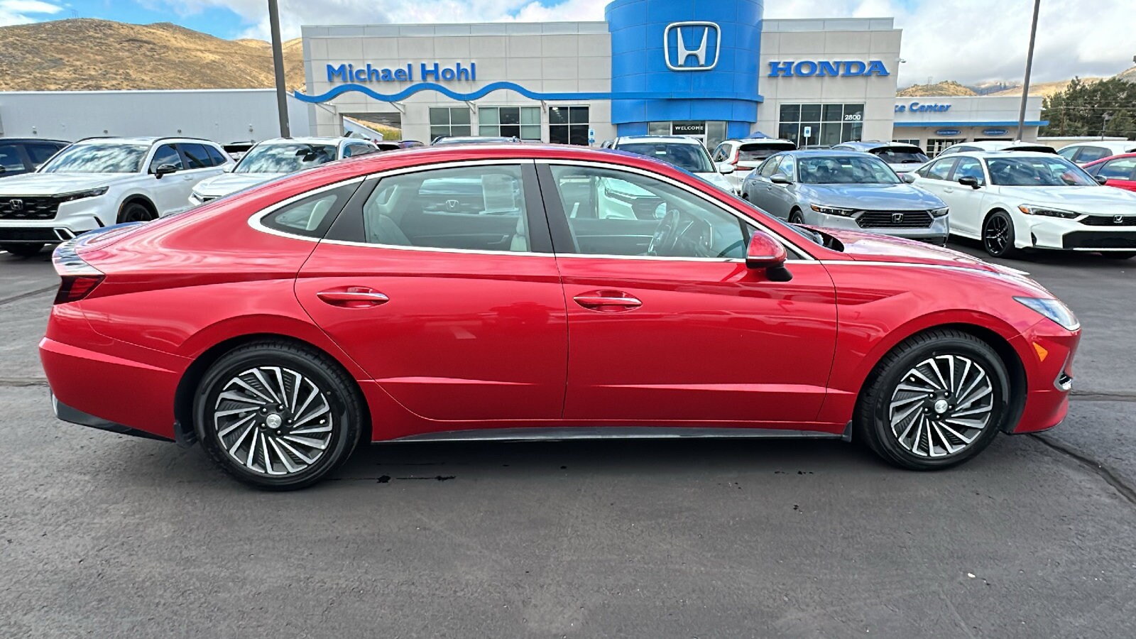 2022 Hyundai Sonata Hybrid SEL photo 2