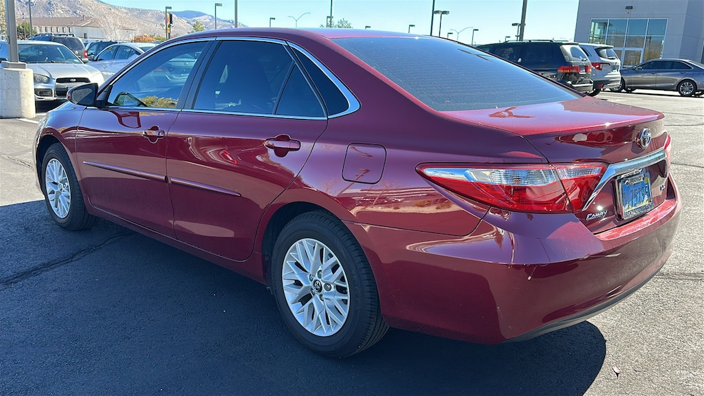 Used 2017 Toyota Camry LE Sedan