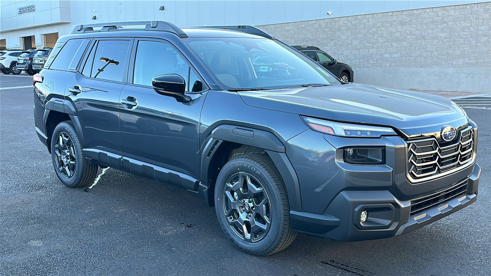 2026 Subaru Outback Premium's photo