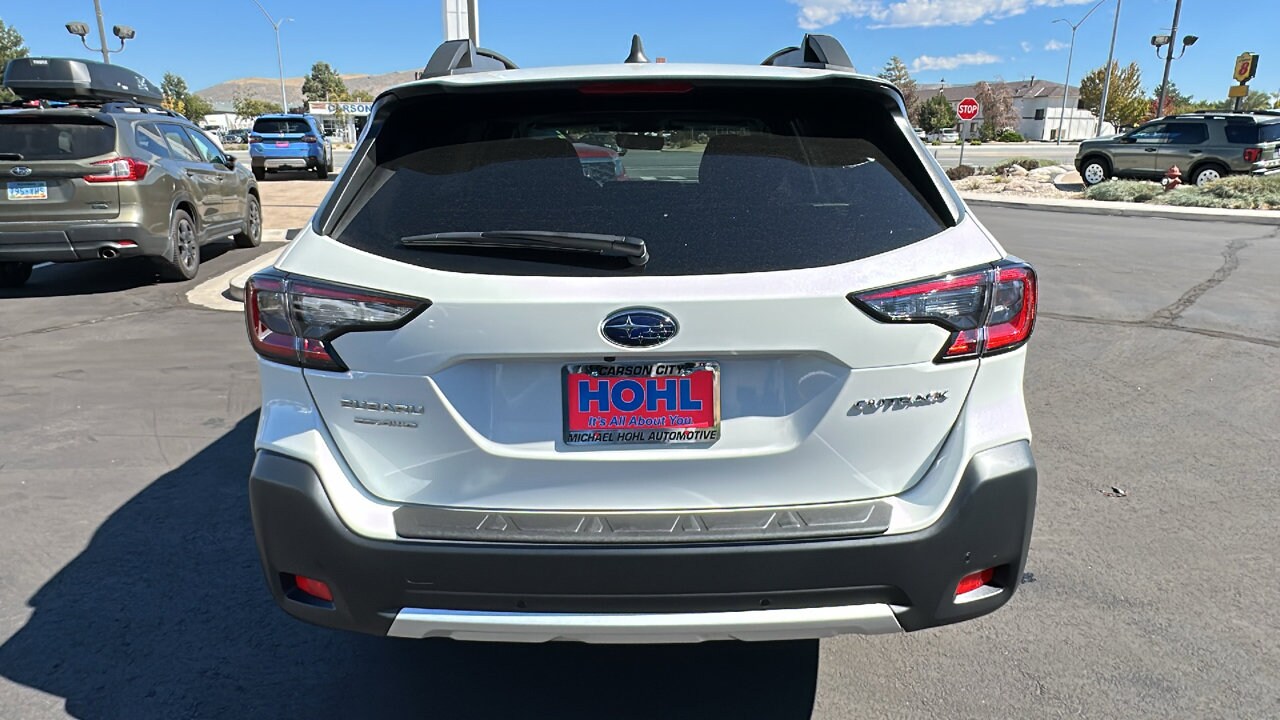 2025 Subaru Outback Limited photo 4