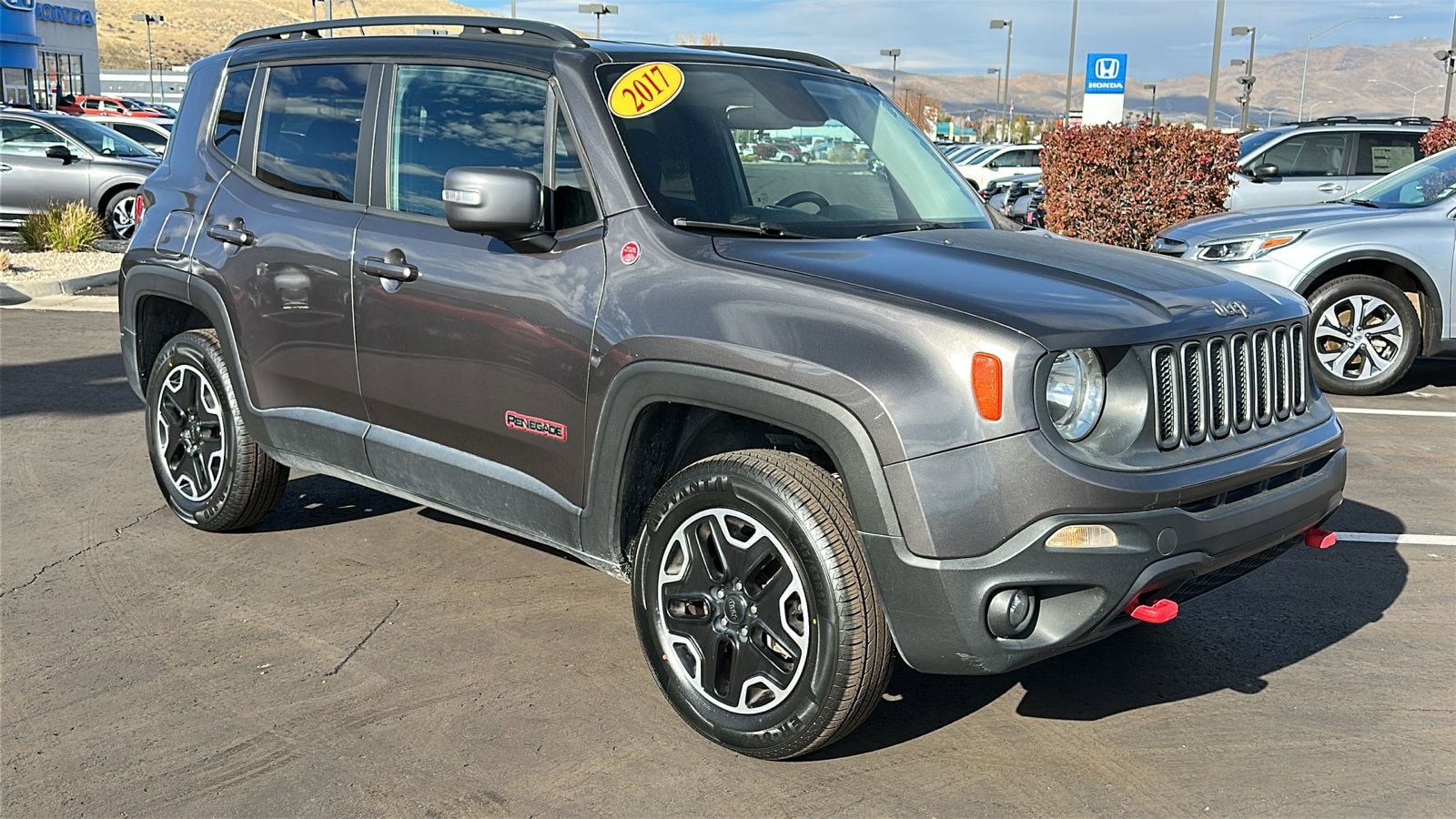 2017 Jeep Renegade Trailhawk's photo