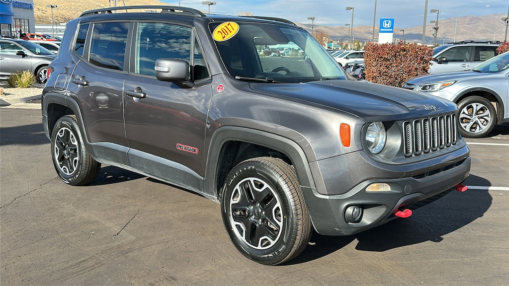 Used 2017 Jeep Renegade Trailhawk 4x4 SUV