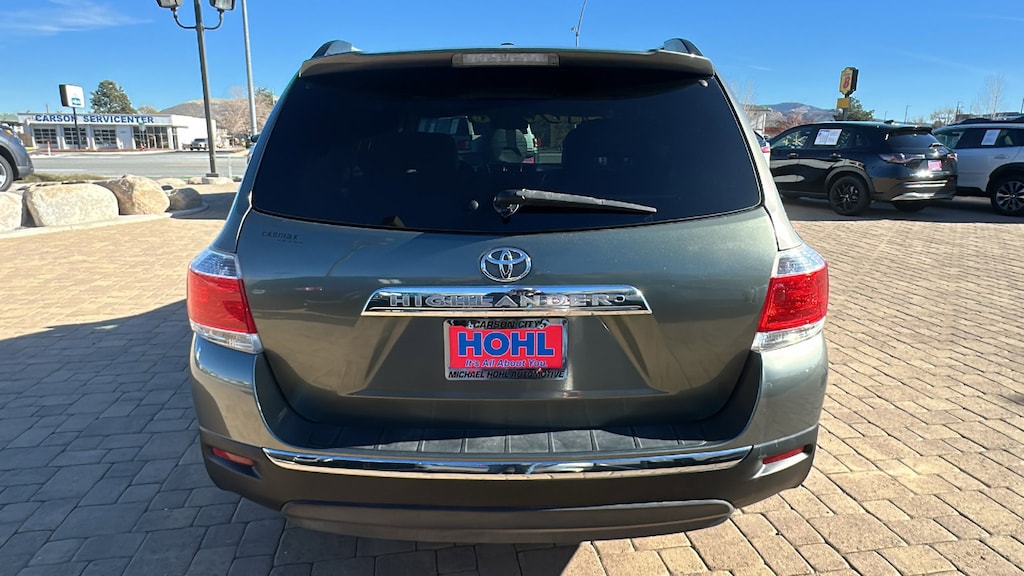 Used 2012 Toyota Highlander Limited V6 SUV