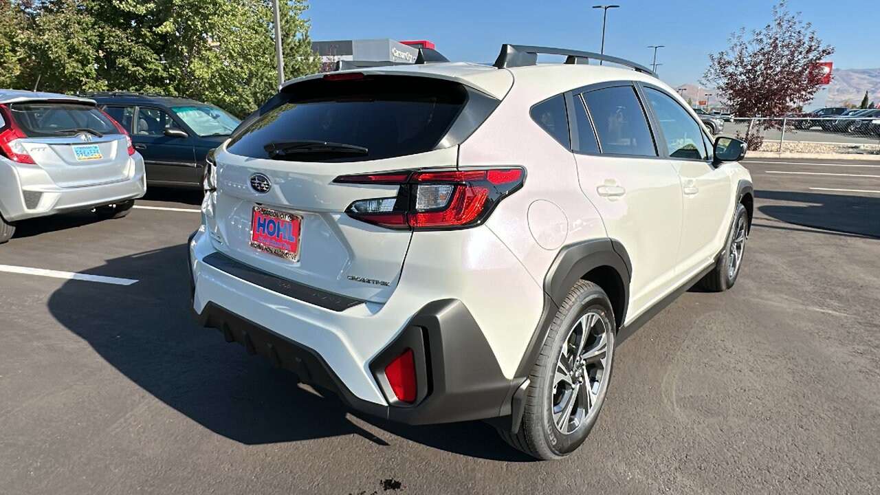 2025 Subaru Crosstrek Premium photo 3