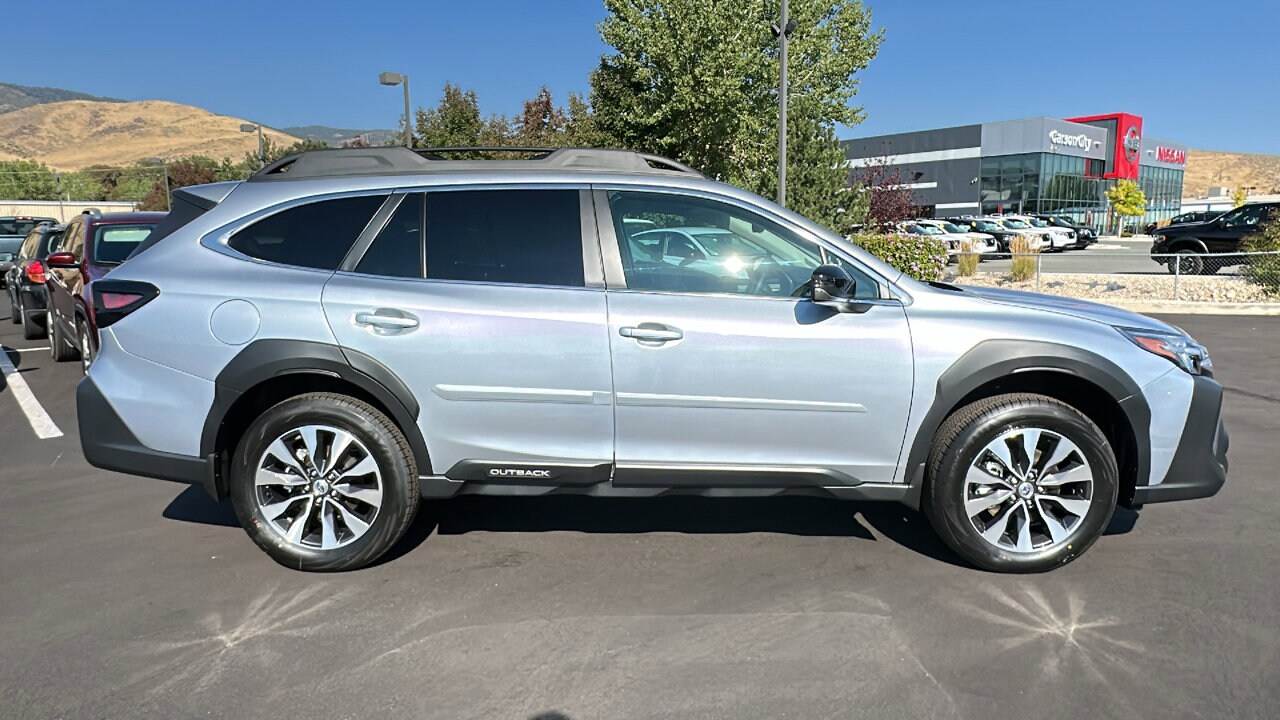 2025 Subaru Outback Limited photo 2