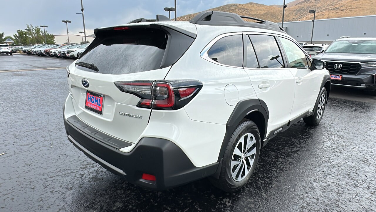 2025 Subaru Outback Premium photo 3