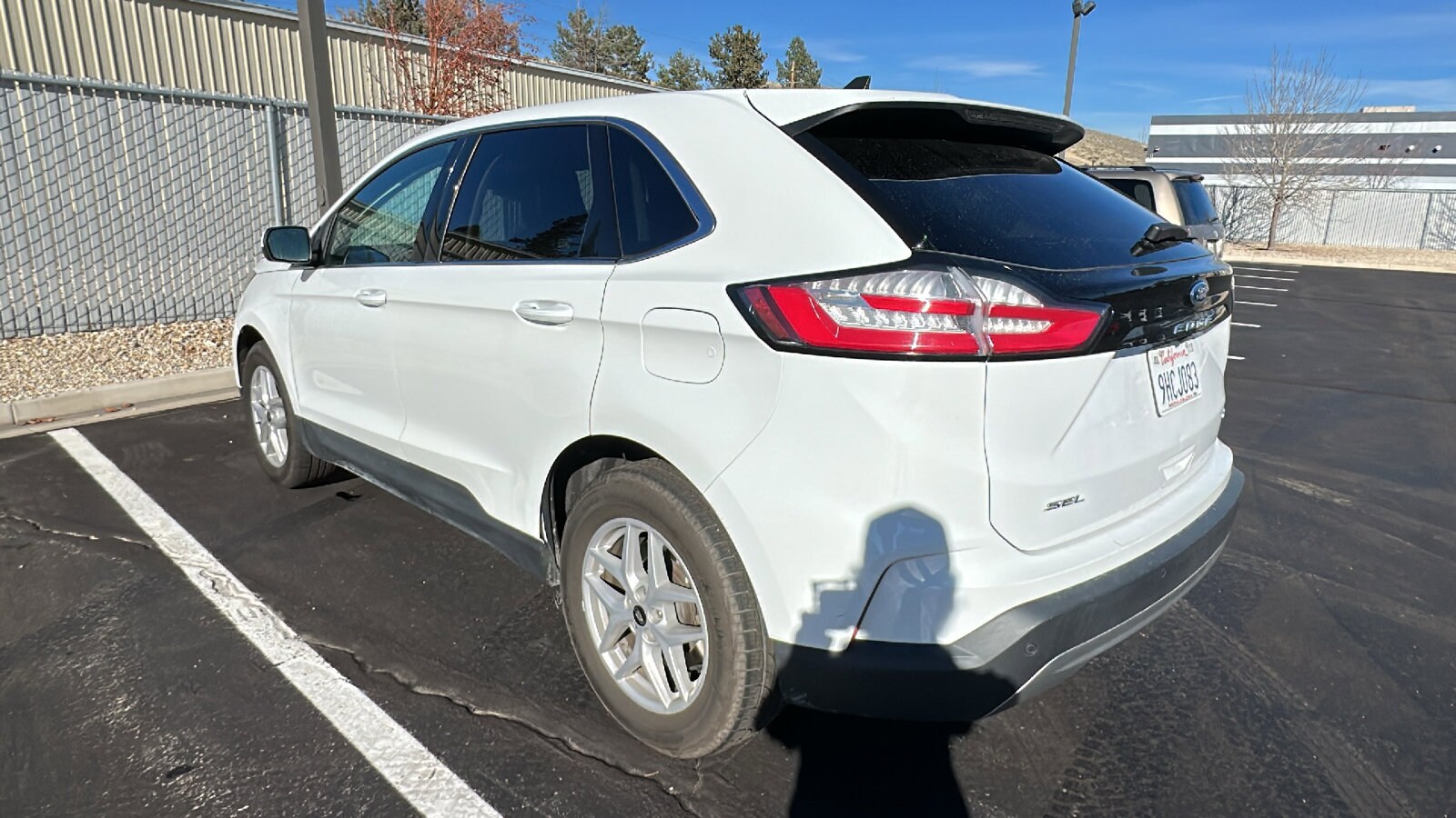 2023 Ford Edge SEL photo 3