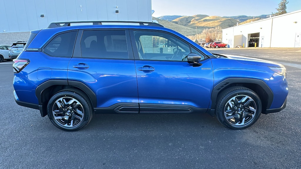 New 2025 Subaru Forester Limited Hybrid SUV