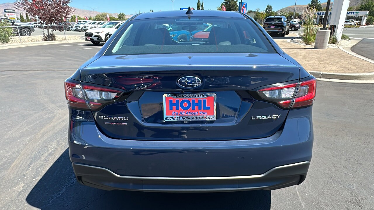 2025 Subaru Legacy Premium photo 3