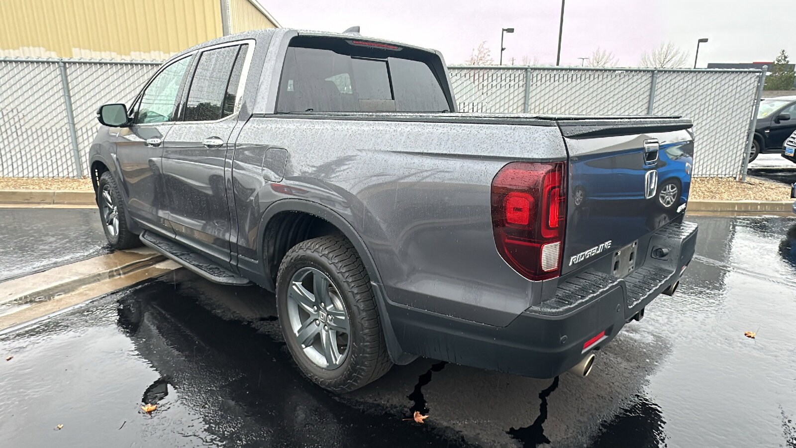 2023 Honda Ridgeline RTL-E photo 3