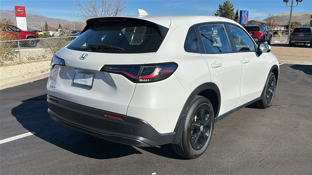 Used 2025 Honda HR-V LX SUV