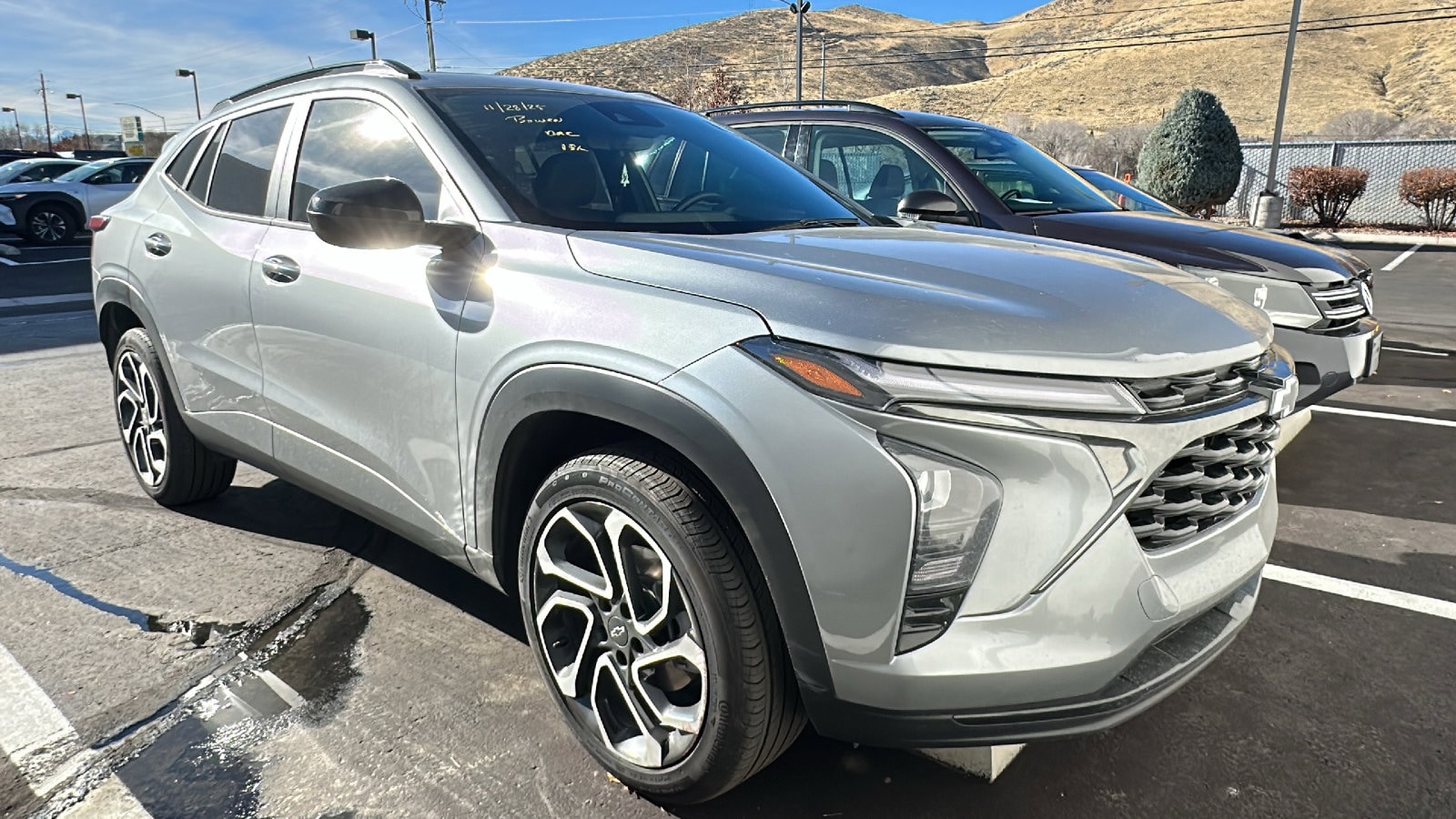 2025 Chevrolet Trax RS's photo