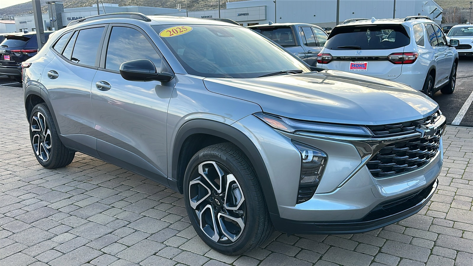 2025 Chevrolet Trax RS's photo