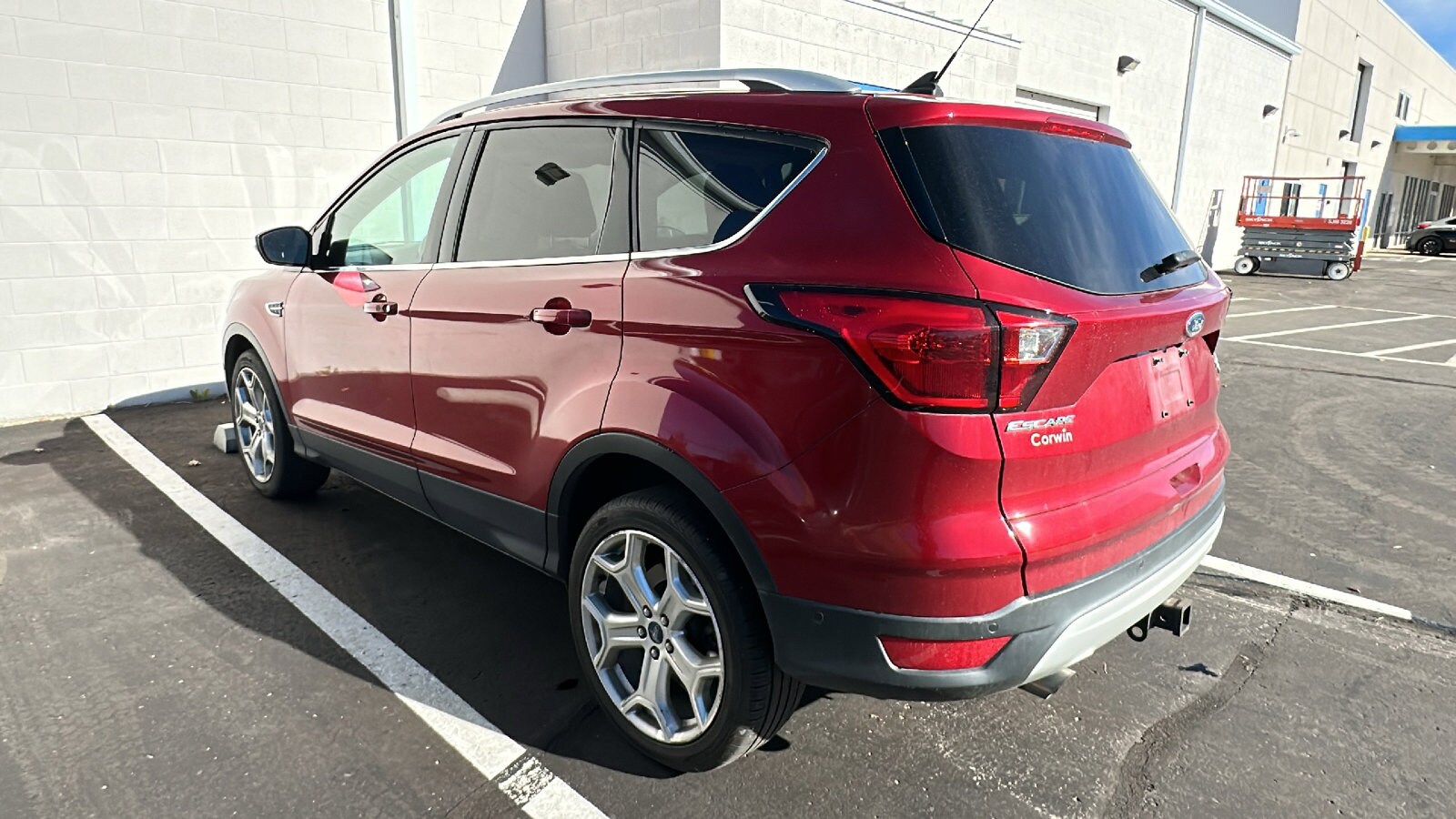 2019 Ford Escape Titanium photo 3