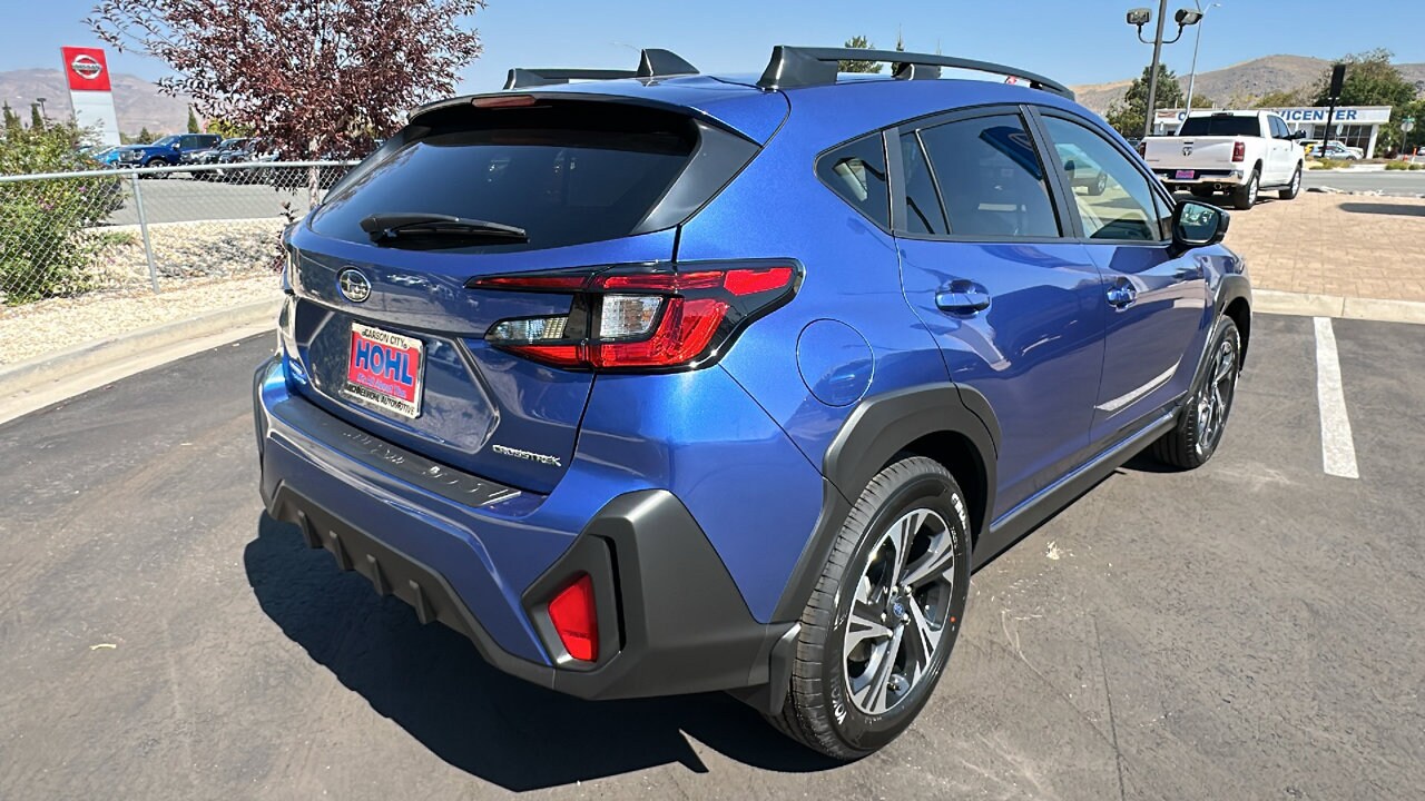 2025 Subaru Crosstrek Premium photo 2
