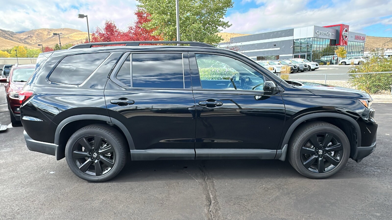 2025 Honda Pilot Black Edition photo 2