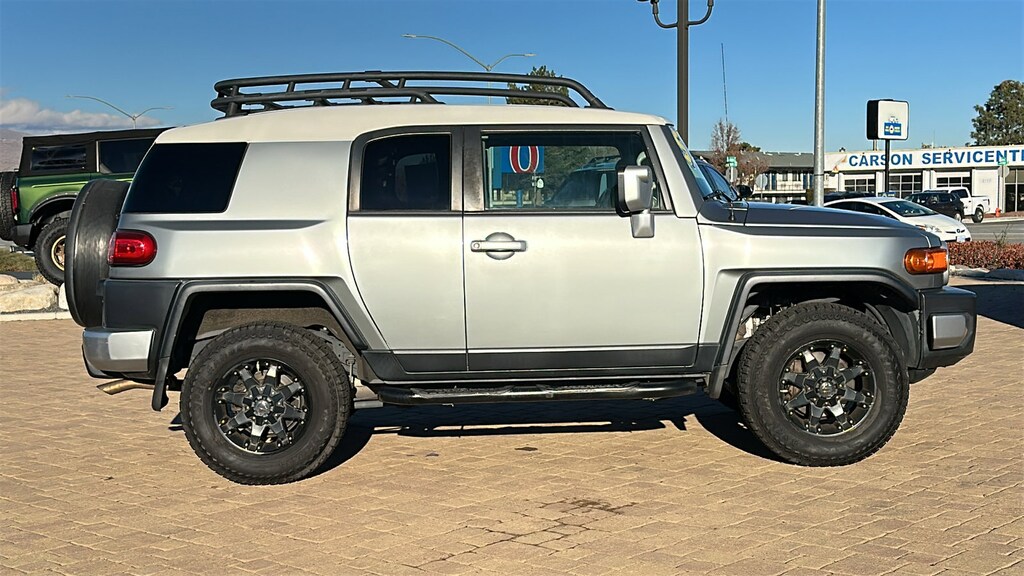 Used 2010 Toyota FJ Cruiser Base SUV