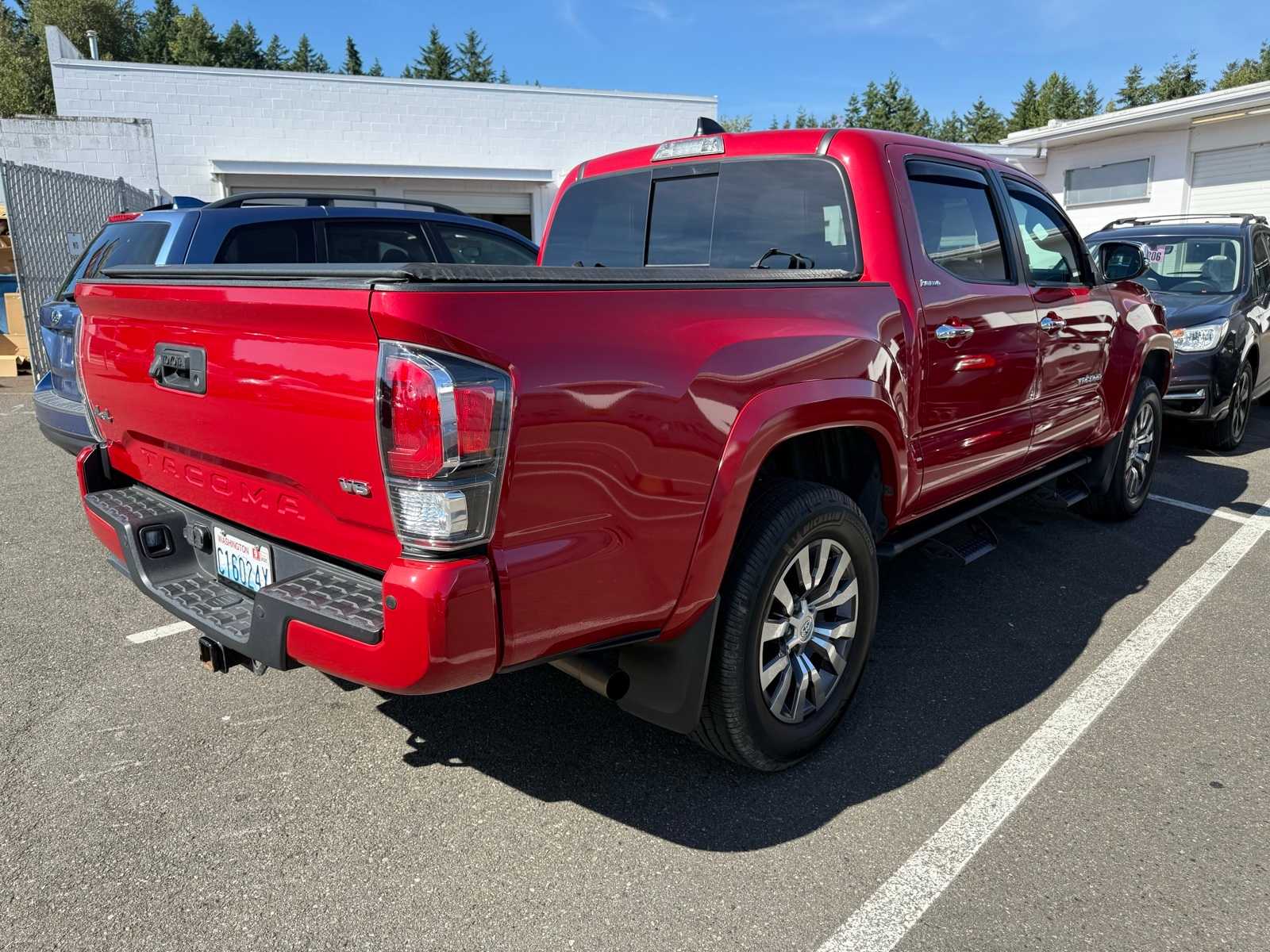Thumbnail: 2021 Toyota Tacoma - 3