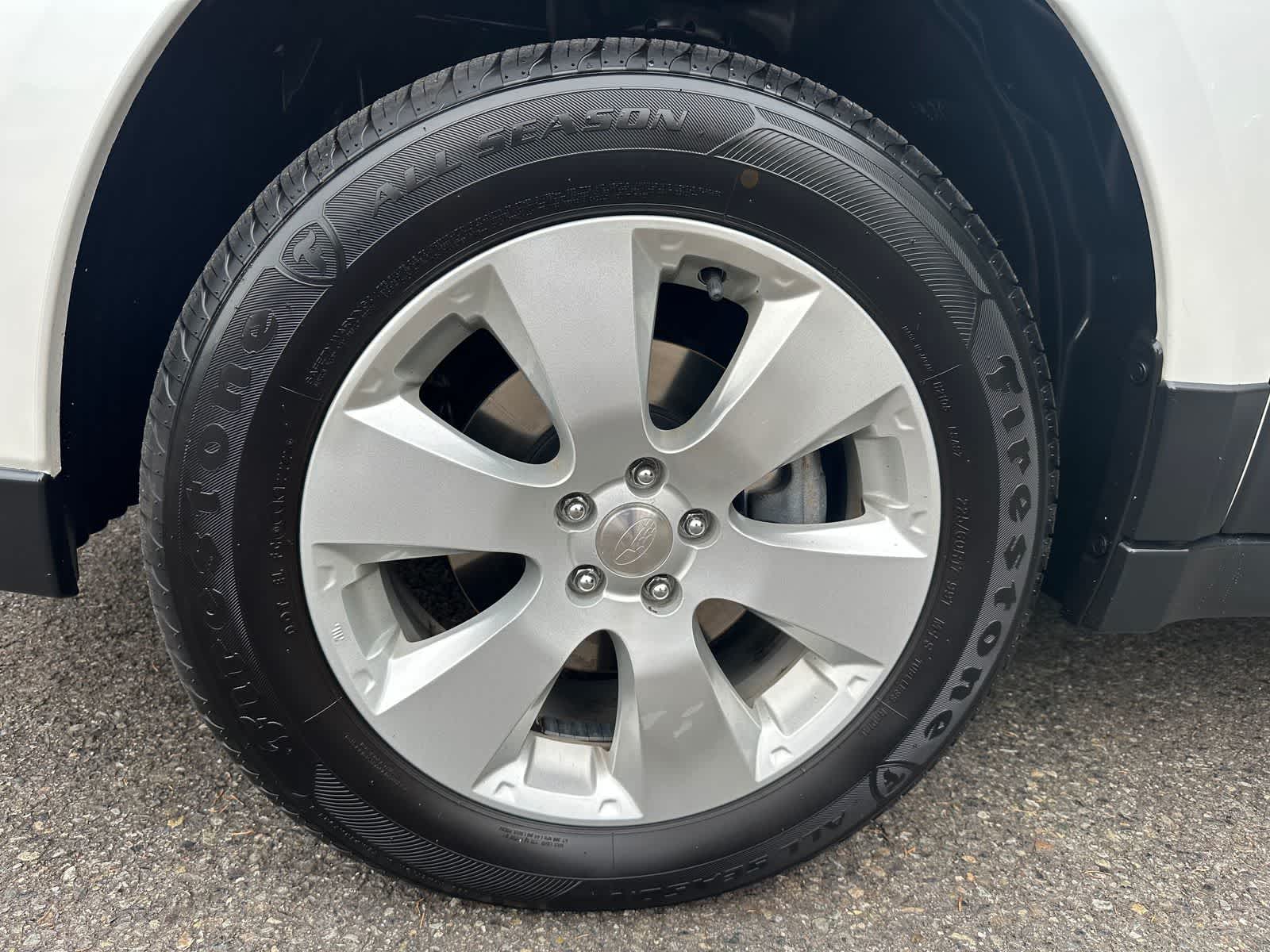 Thumbnail: 2012 Subaru Outback - 8