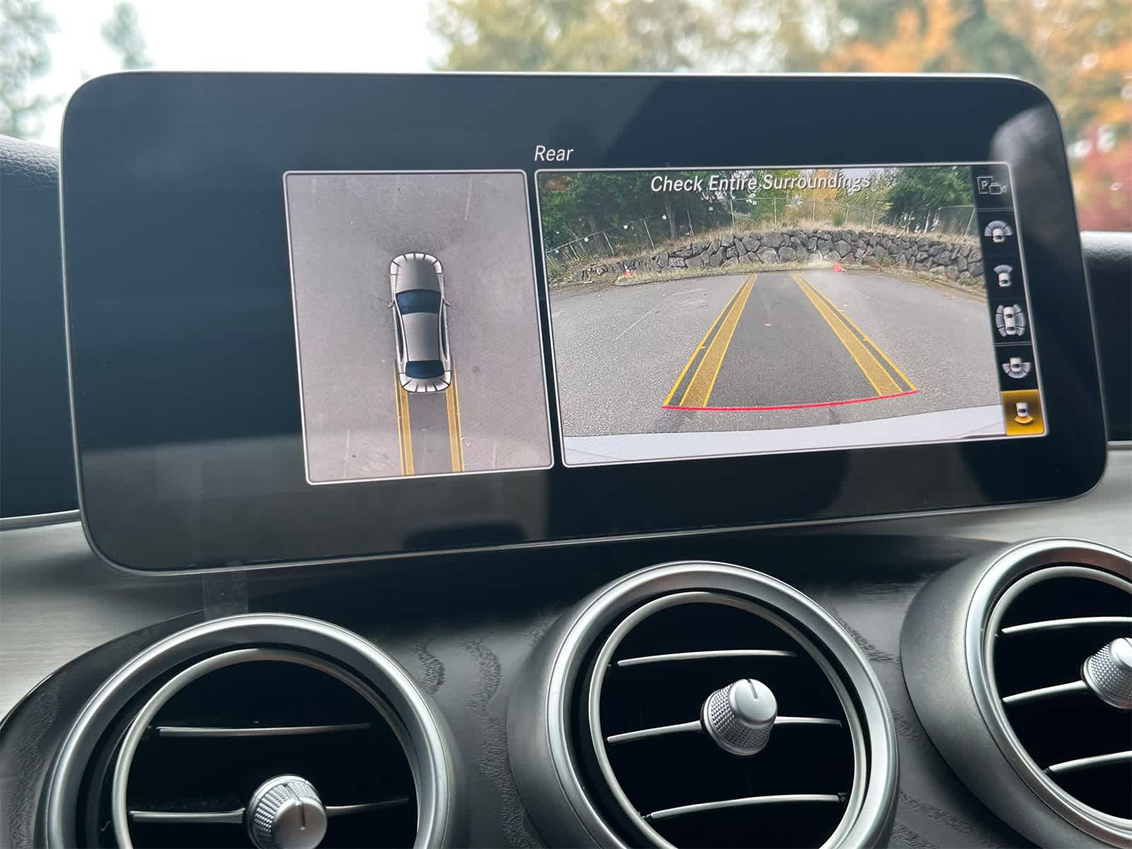 Thumbnail: 2021 Mercedes-Benz C-Class - 18