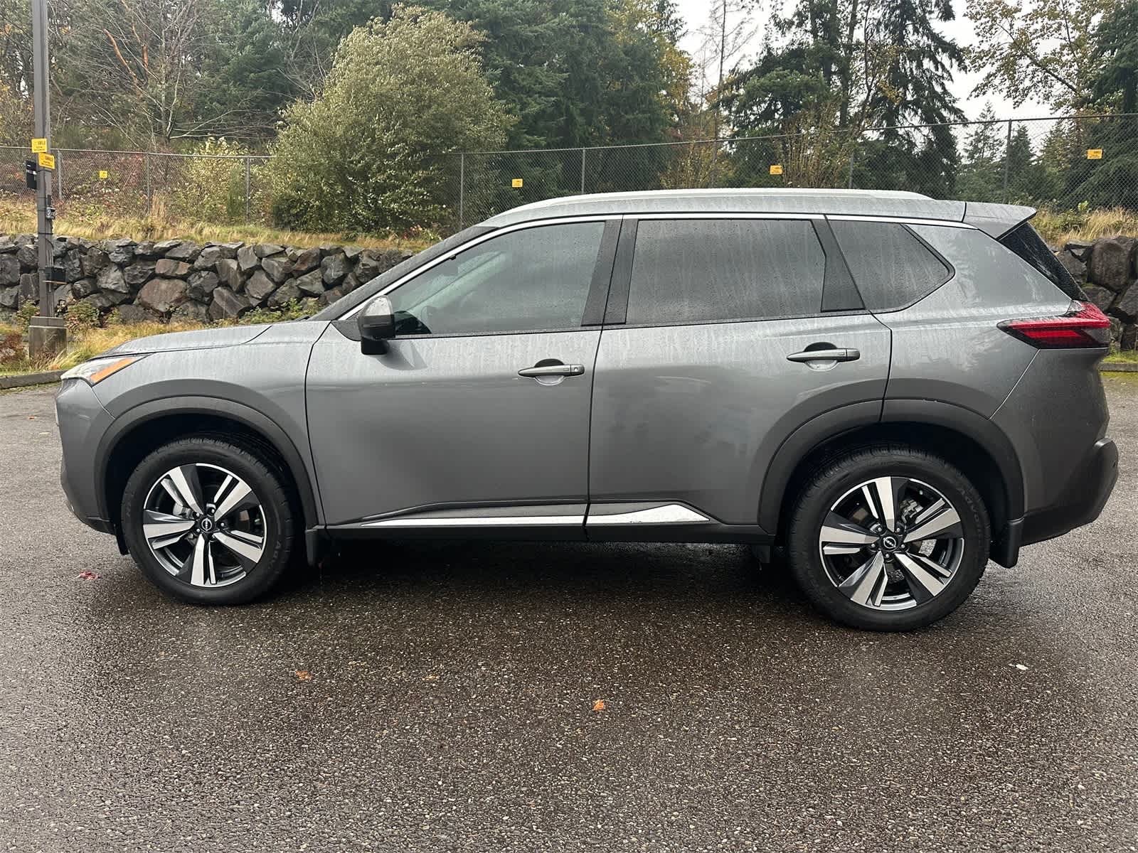 Thumbnail: 2022 Nissan Rogue - 2