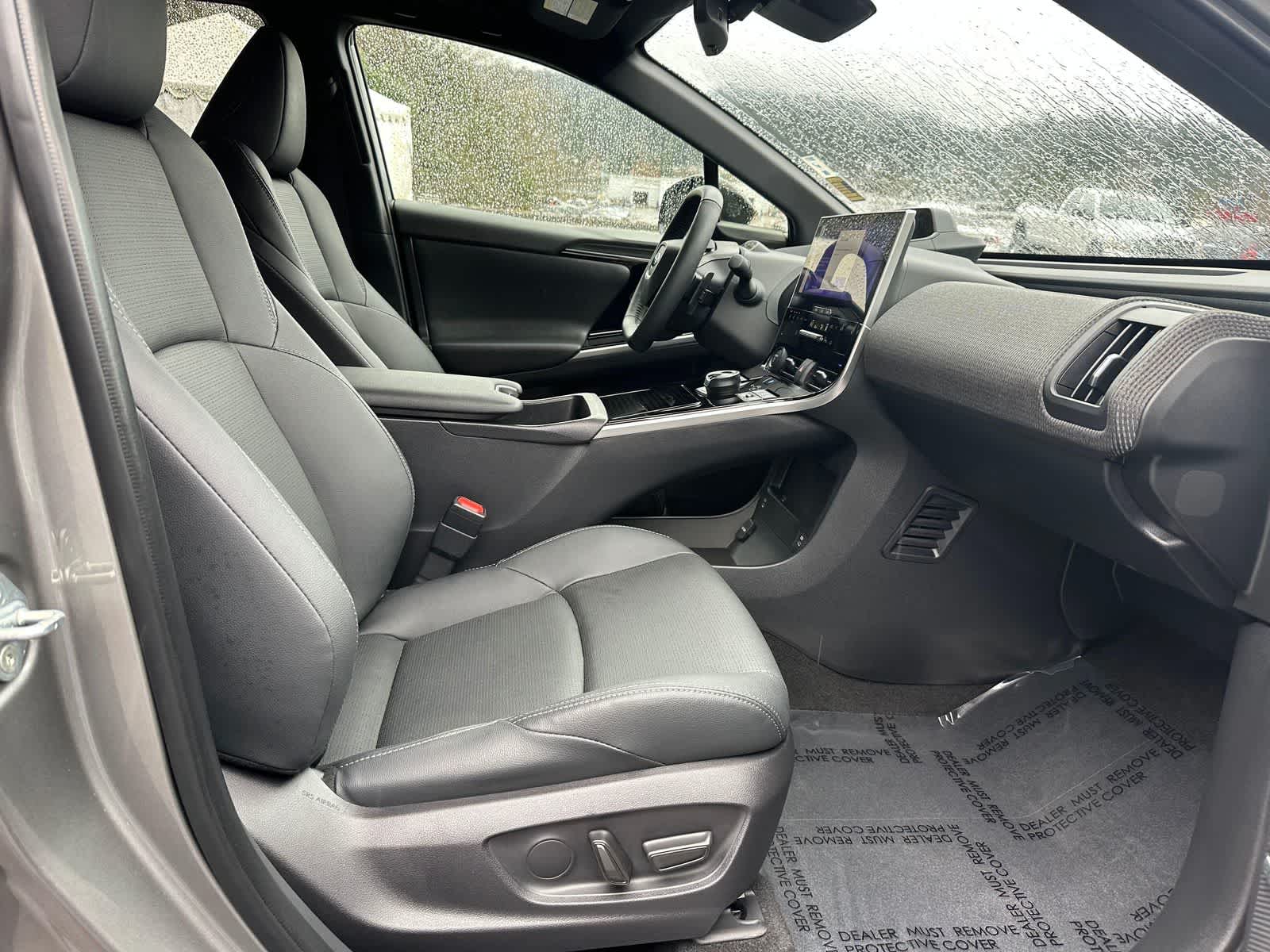 Thumbnail: 2025 Subaru Solterra - 13