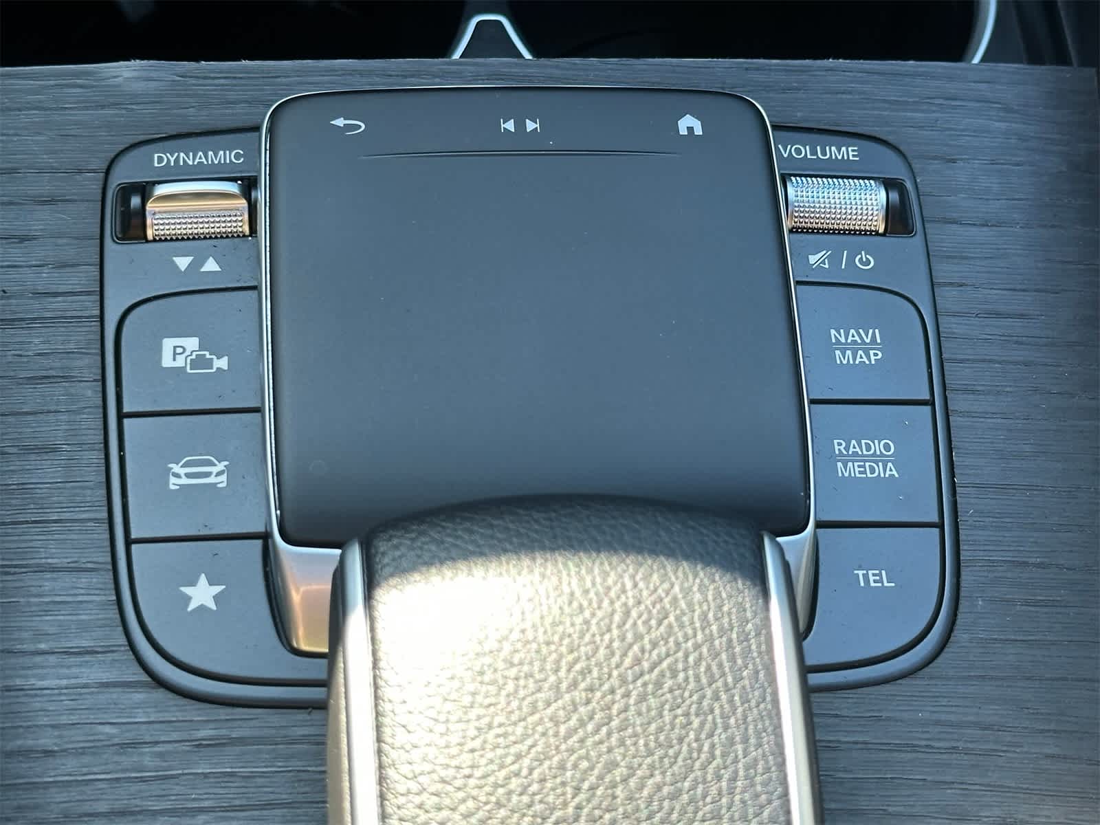 Thumbnail: 2021 Mercedes-Benz GLE - 21