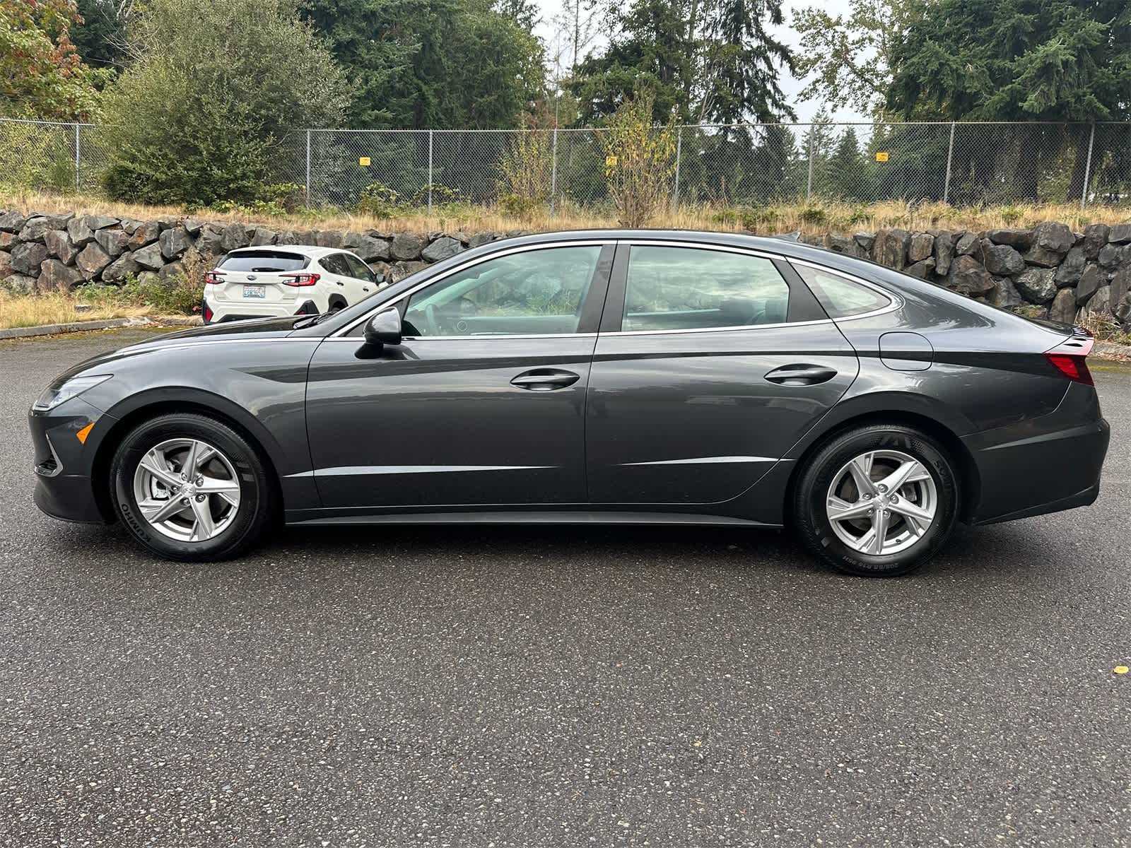 2021 Hyundai Sonata SE photo 2