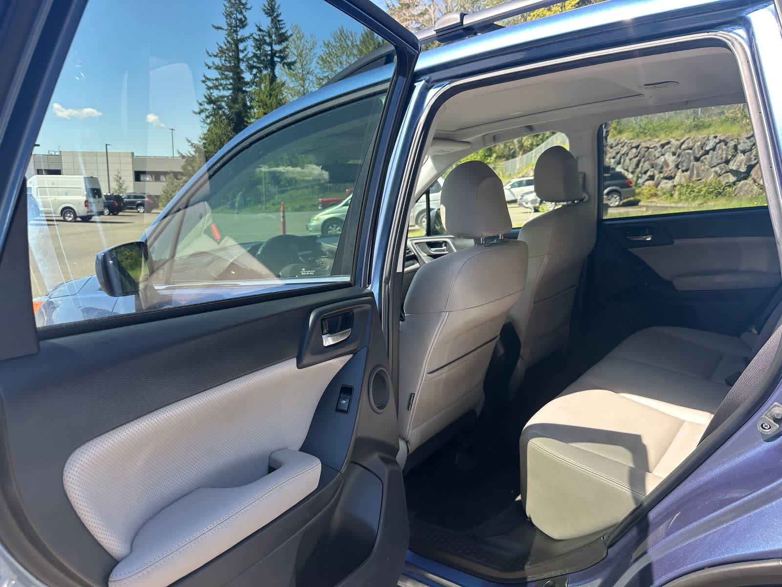 Thumbnail: 2015 Subaru Forester - 11