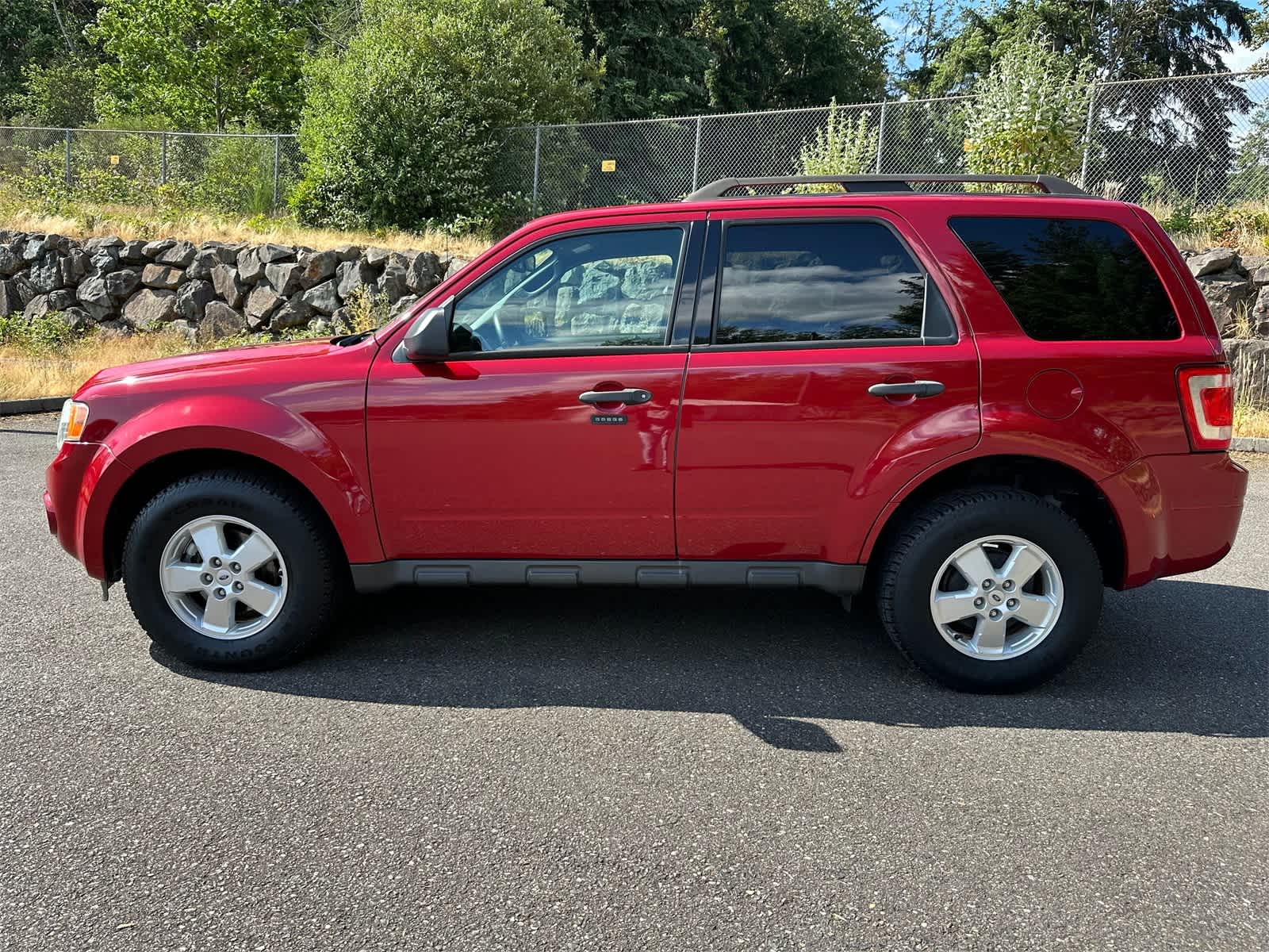 Thumbnail: 2010 Ford Escape - 2