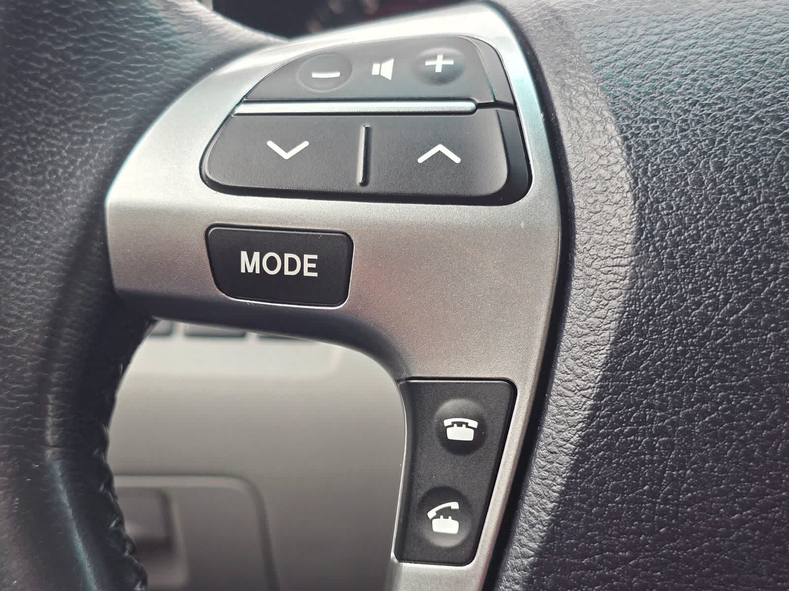 2011 Toyota Highlander SE - Photo 29