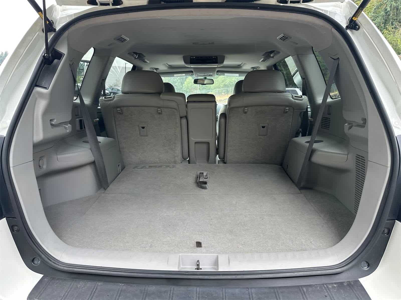 Thumbnail: 2008 Toyota Highlander - 28