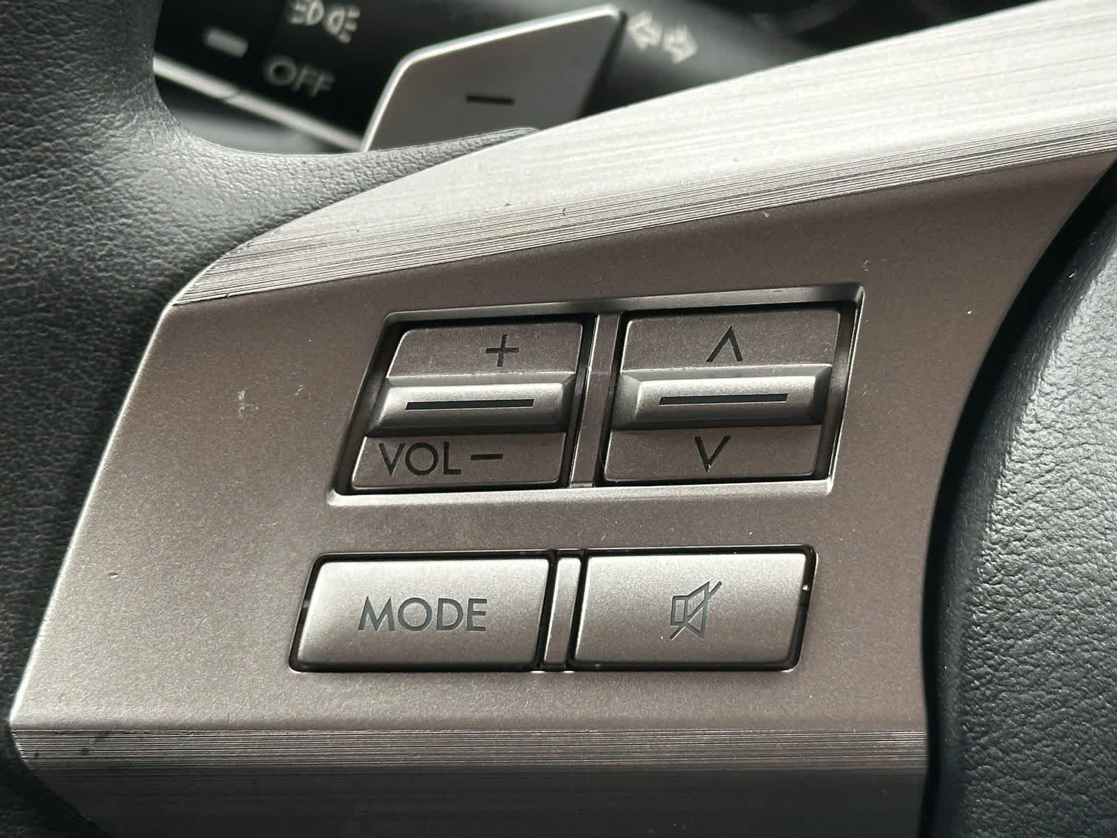 Thumbnail: 2010 Subaru Legacy - 24