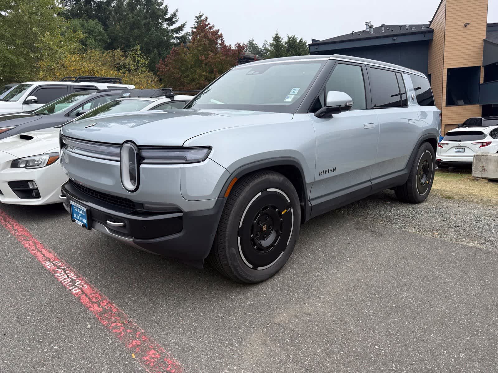 Used 2025 Rivian R1S Adventure with VIN 7PDSGBBAXSN046519 for sale in Bellevue, WA