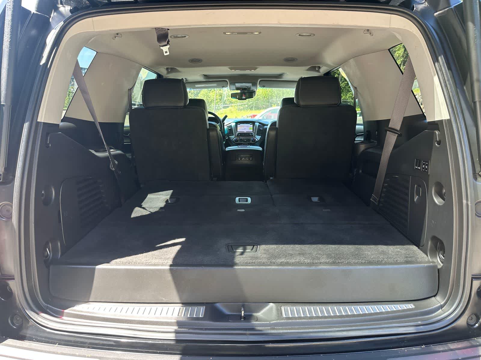 Thumbnail: 2016 Chevrolet Tahoe - 30
