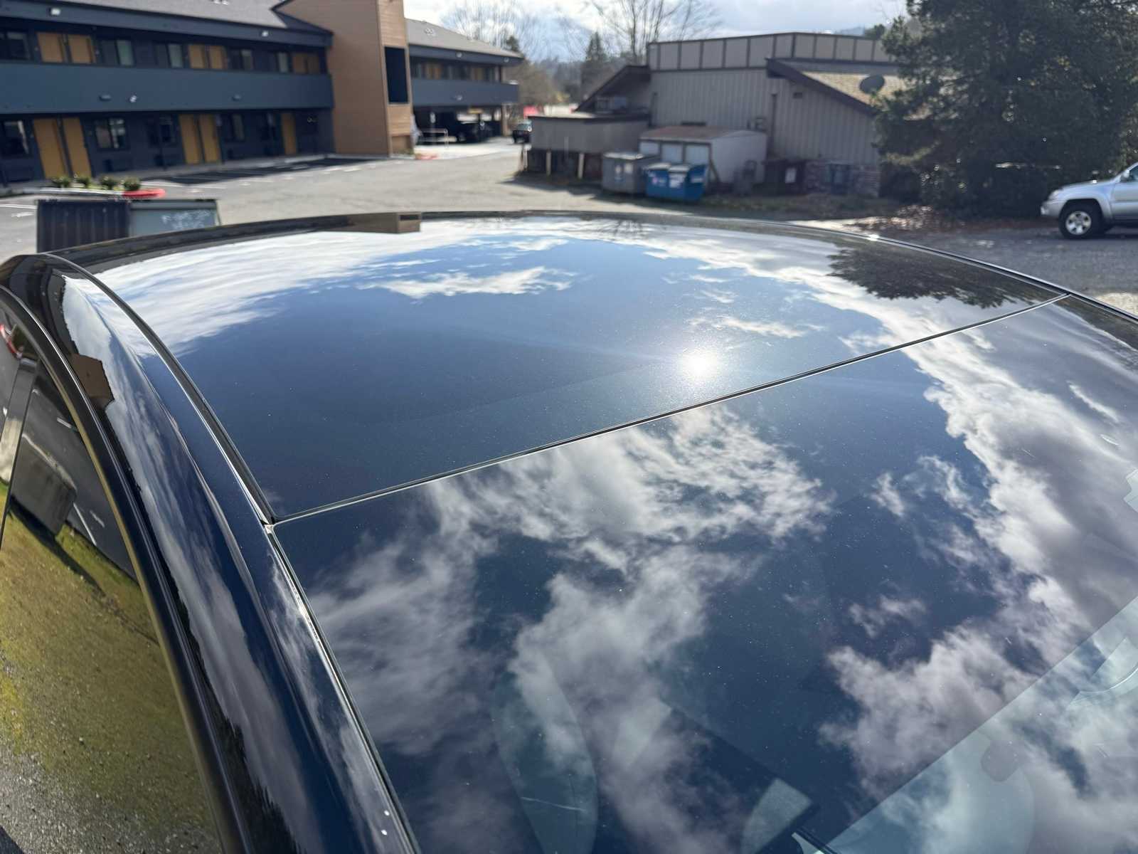 Thumbnail: 2022 Tesla Model Y - 5