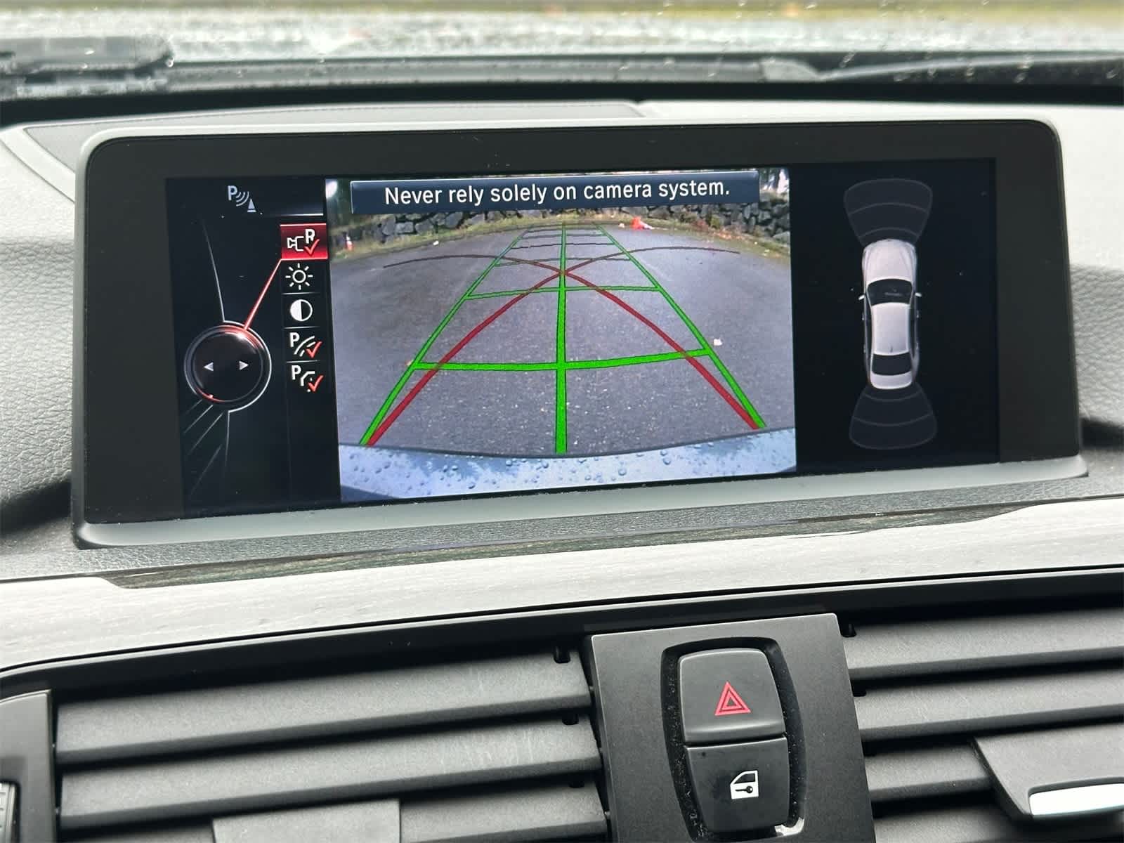 Thumbnail: 2015 BMW 3 Series - 18