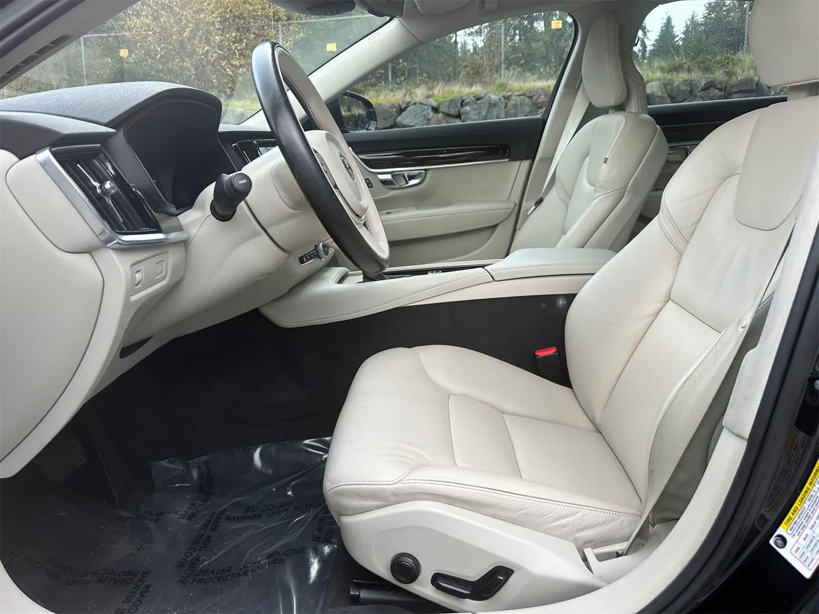 Thumbnail: 2017 Volvo S90 - 15