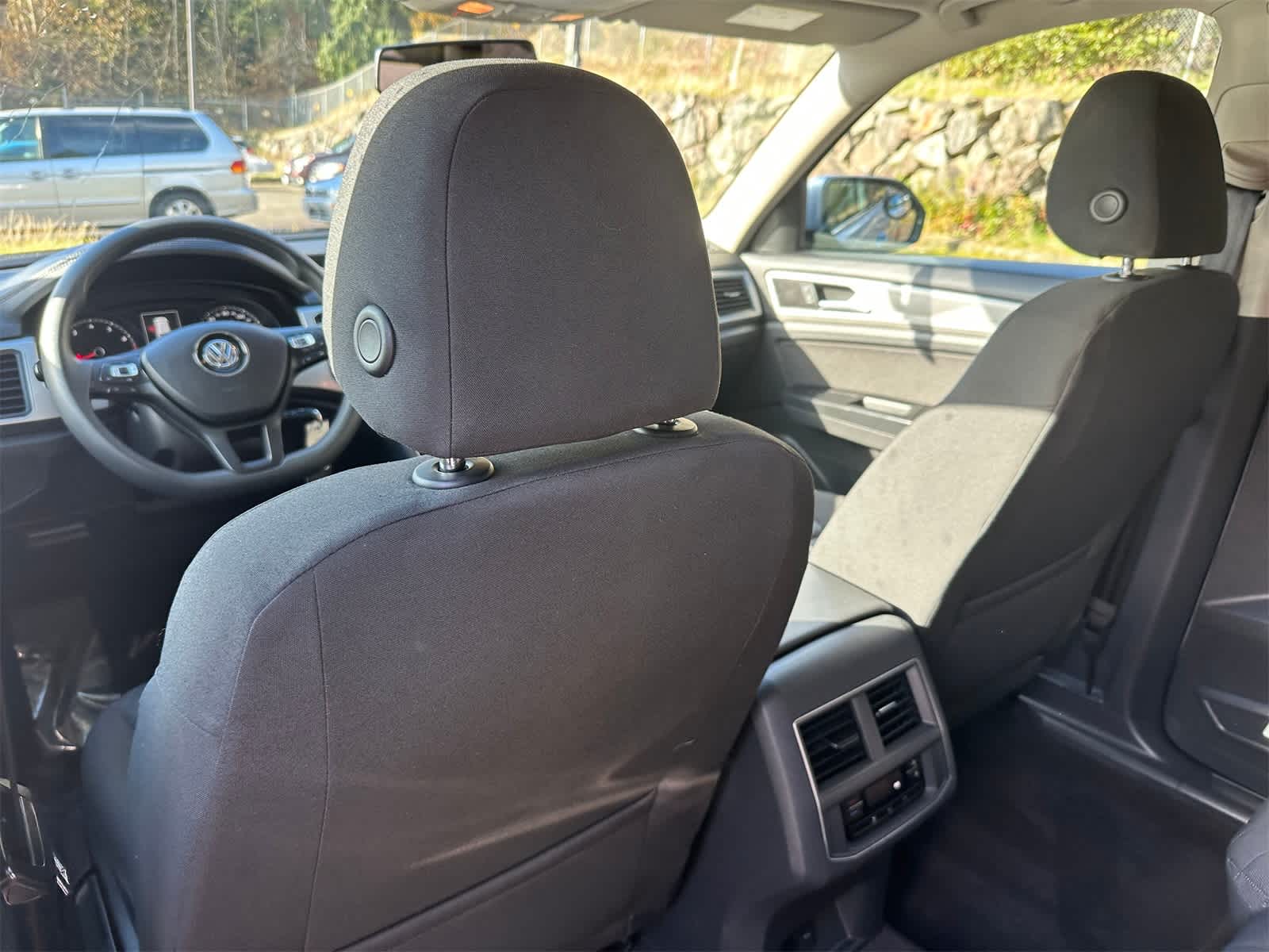 Thumbnail: 2018 Volkswagen Atlas - 10