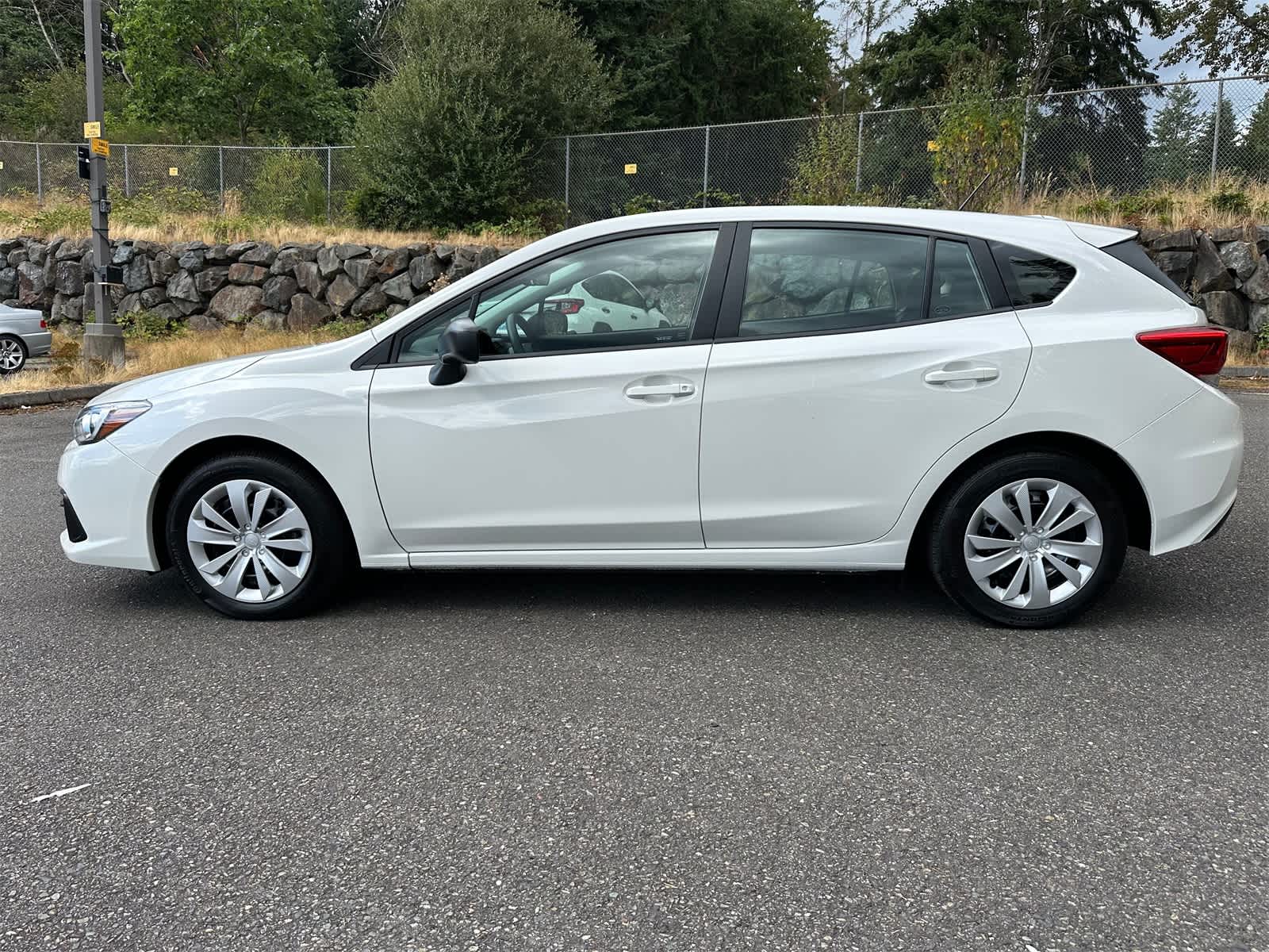 2023 Subaru Impreza Base photo 2