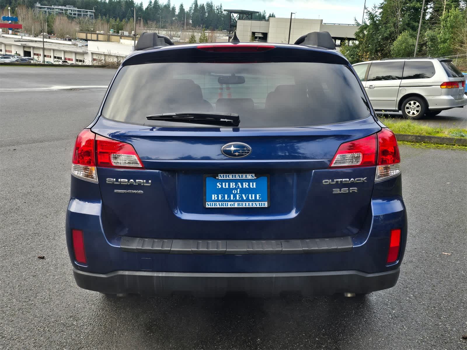 Thumbnail: 2011 Subaru Outback - 5