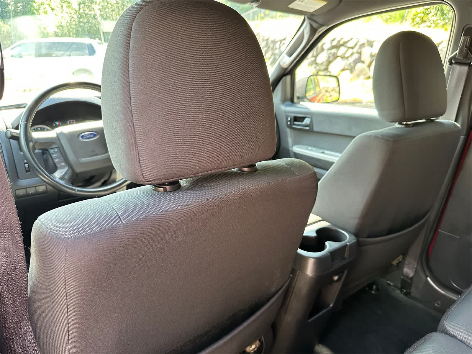 Thumbnail: 2010 Ford Escape - 10
