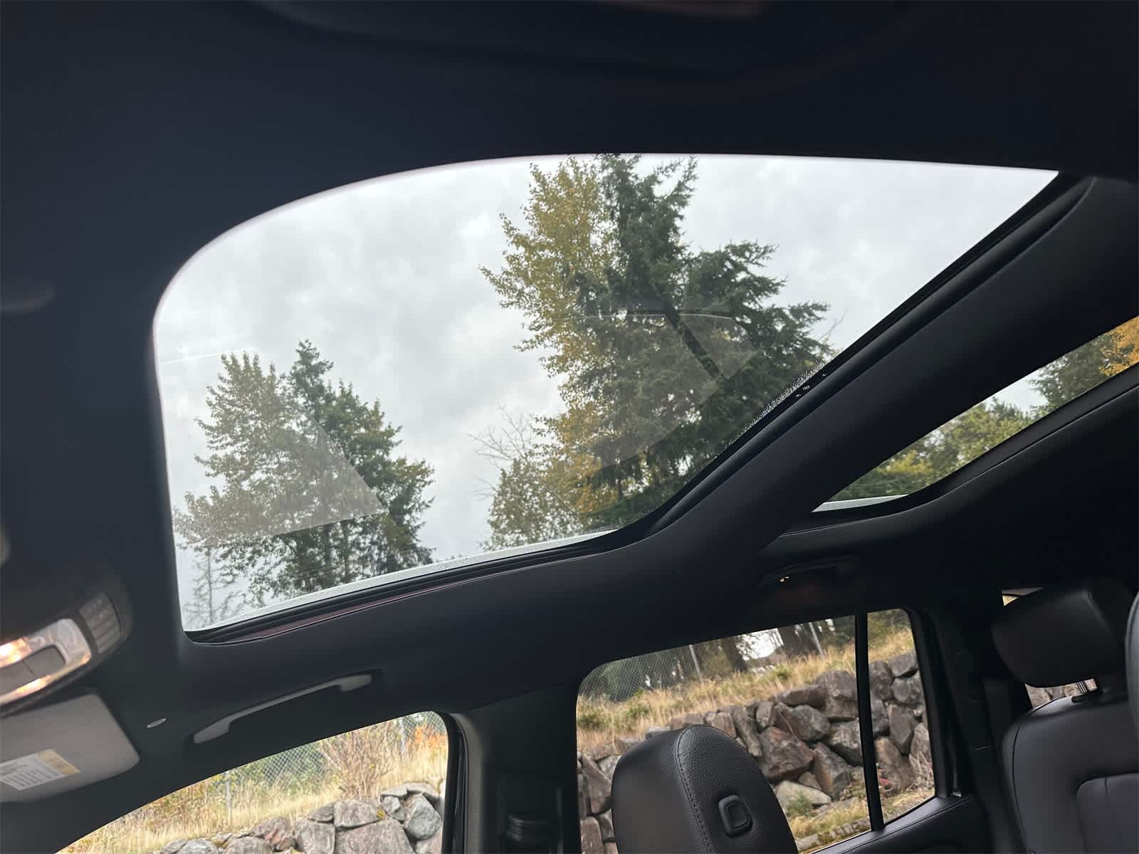 Thumbnail: 2020 Mercedes-Benz GLB - 16