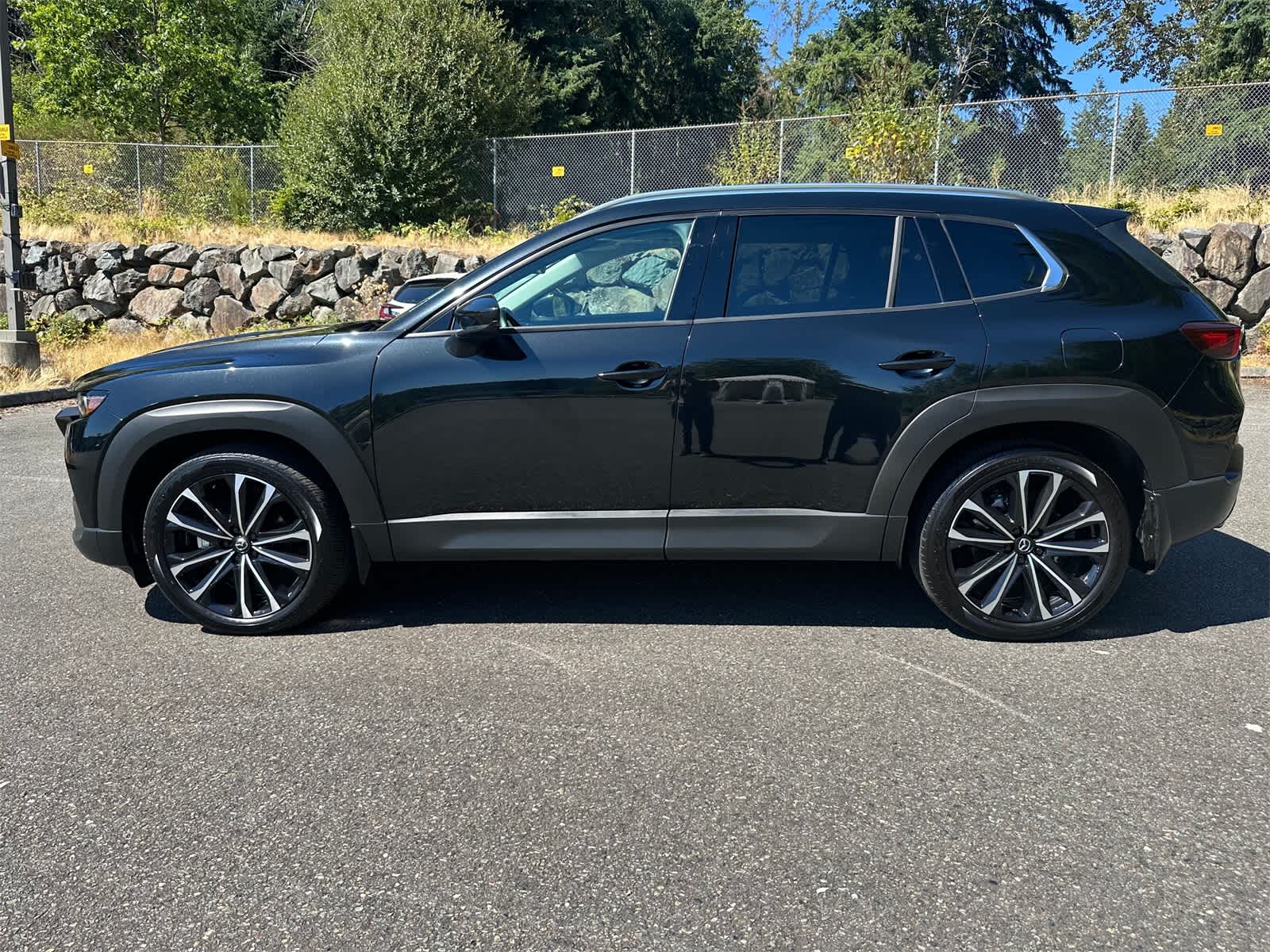2023 Mazda CX-50 2.5 Premium Plus photo 2