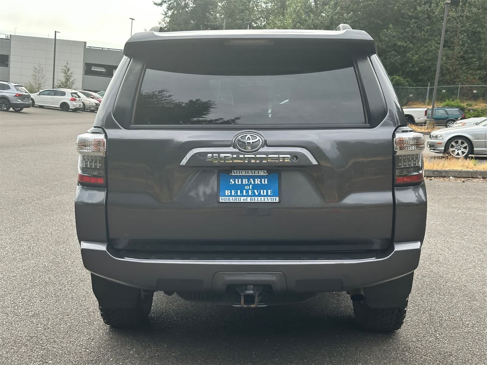 2019 Toyota 4Runner SR5 Premium photo 2