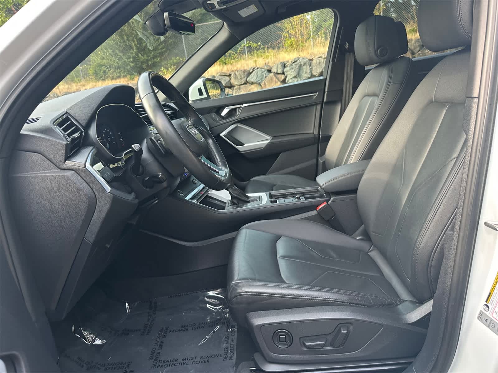 Thumbnail: 2023 Audi Q3 - 13